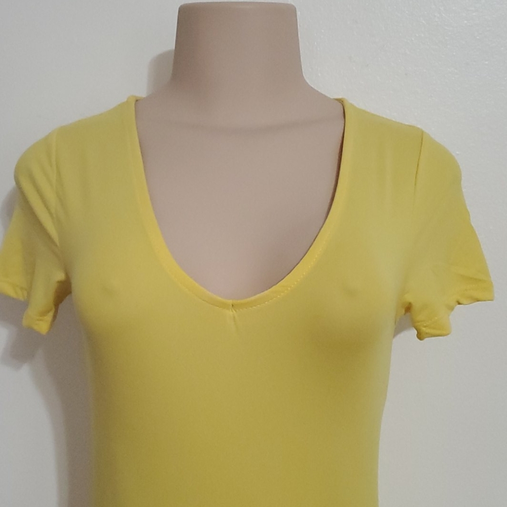 Yellow V-neck Bodycon Dress - Picture 4 of 5